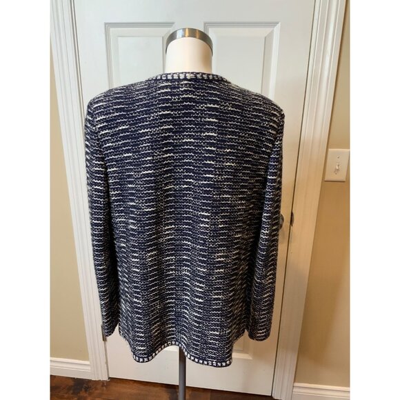 St. John Black Label Navy Blue & White Tweed Knit Sweater Jacket, Size 10 - Picture 4 of 5